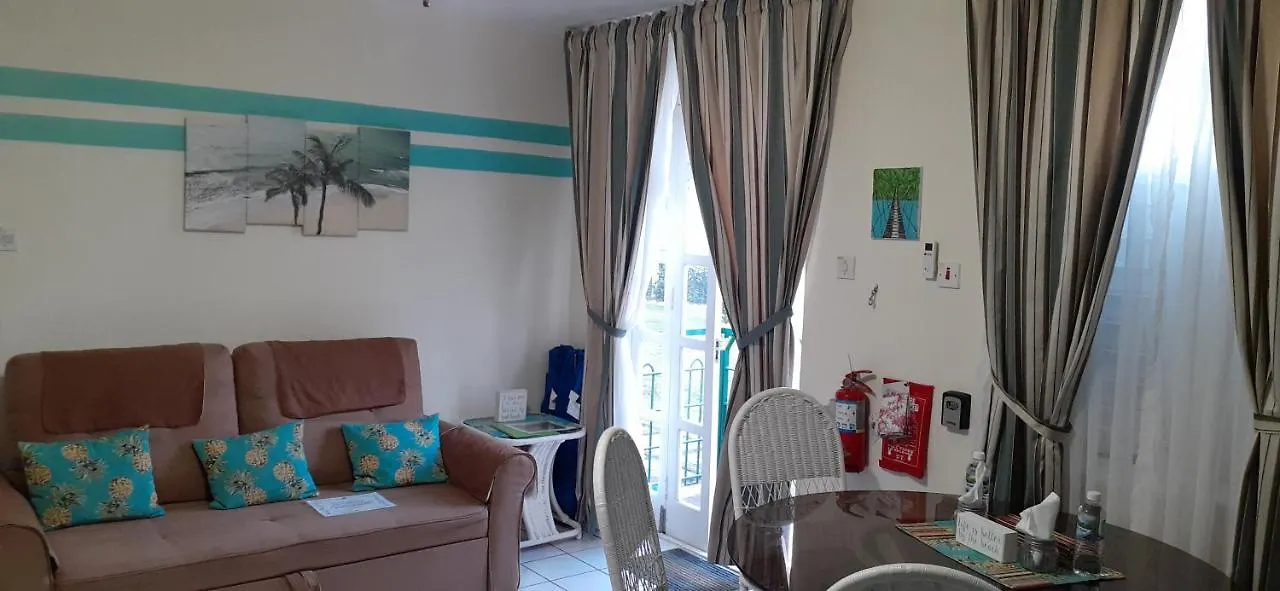 Lägenhet Cool'S 1 Bedroom Beach & Garden View Ocho Rios Jamaica